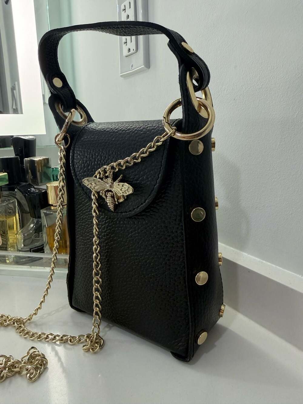 Vera Pelle Made in Italy Black Leather Bee Embellished Crossbody Bag